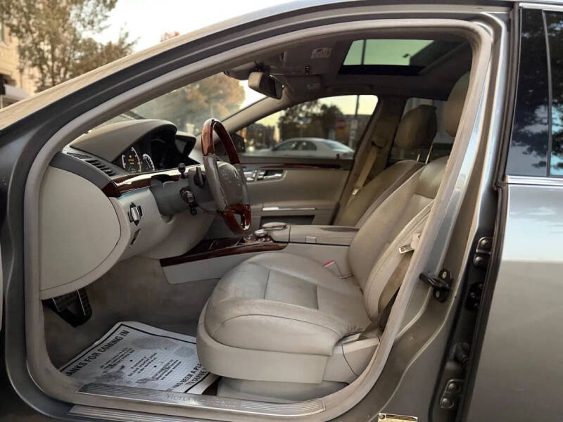 2010 Mercedes-Benz S-Class S 550