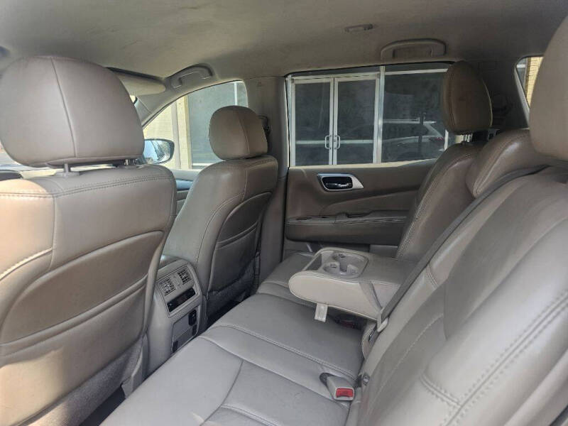 2017 Nissan Pathfinder S