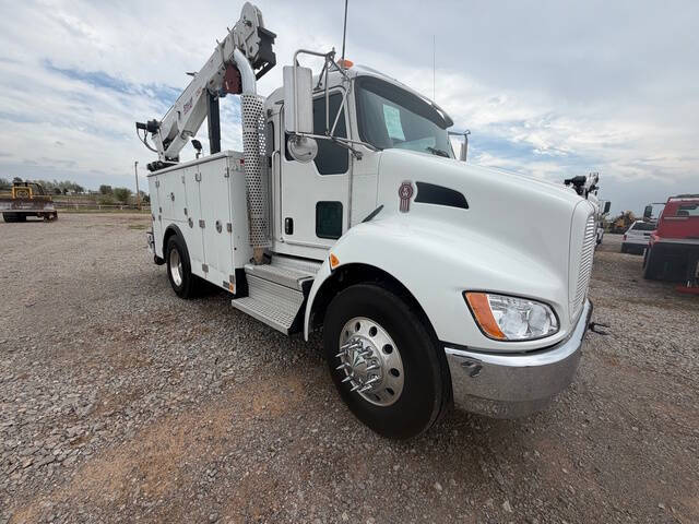 2019 Kenworth T270