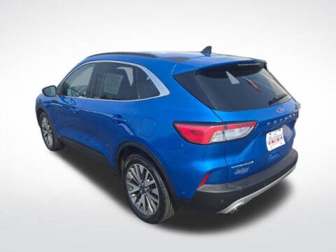 2021 Ford Escape Hybrid Titanium