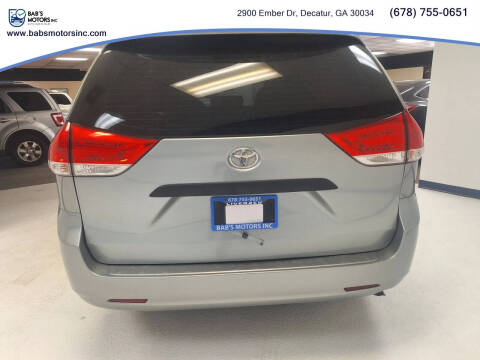 2012 Toyota Sienna