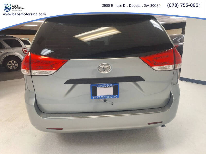 2012 Toyota Sienna