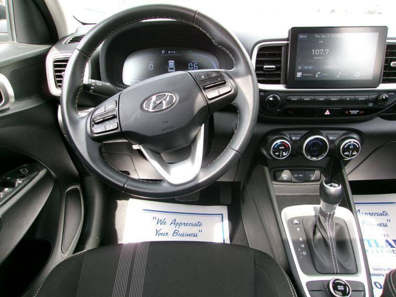 2024 Hyundai Venue SEL