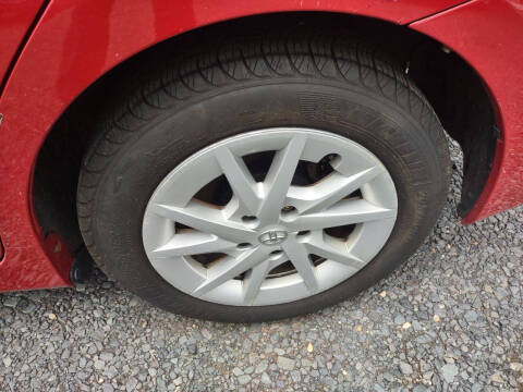 2012 Toyota Prius v Five