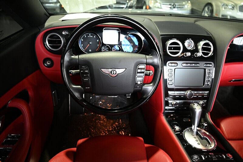 2007 Bentley Continental 38