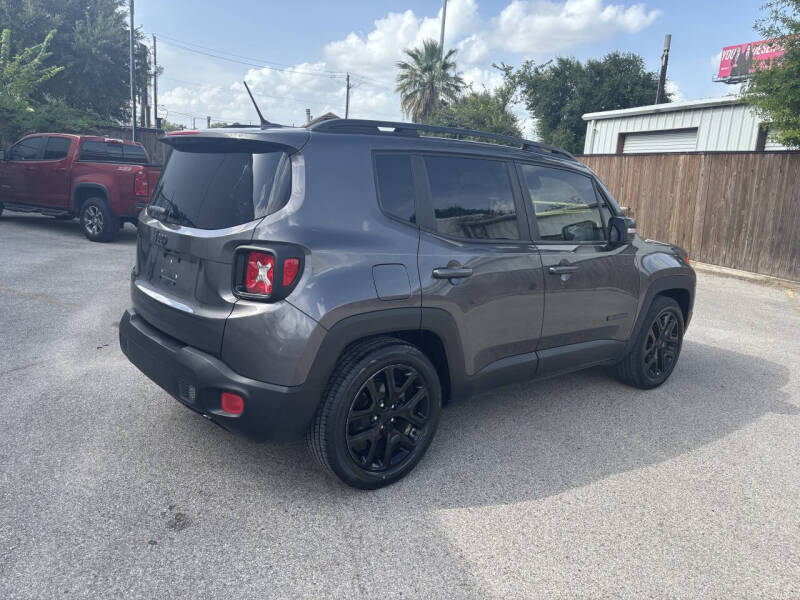 2017 Jeep Renegade Altitude