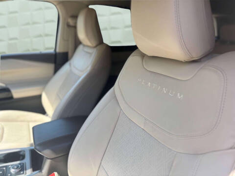 2021 Ford Explorer Platinum