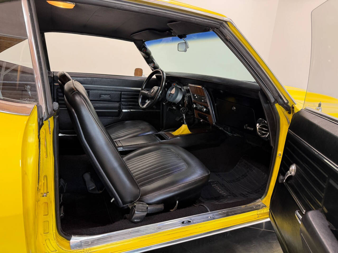 1968 Chevrolet Camaro 41