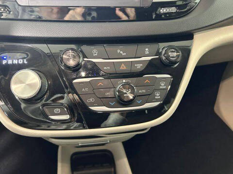 2018 Chrysler Pacifica Touring Plus