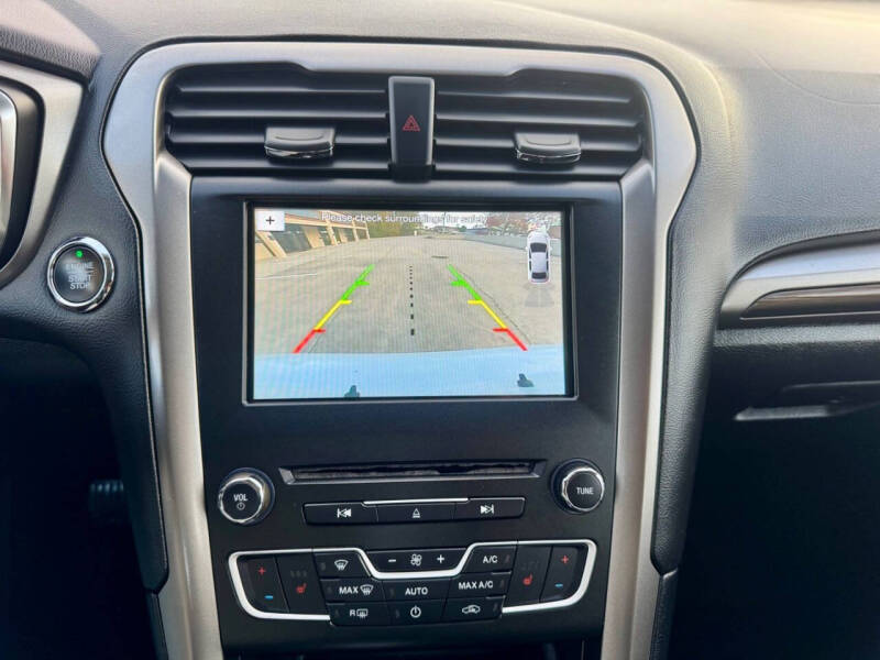 2017 Ford Fusion Hybrid SE