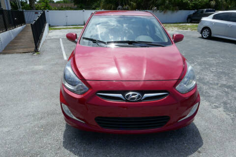 2012 Hyundai Accent GLS