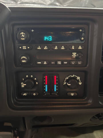 2004 Chevrolet Silverado 3500 LS