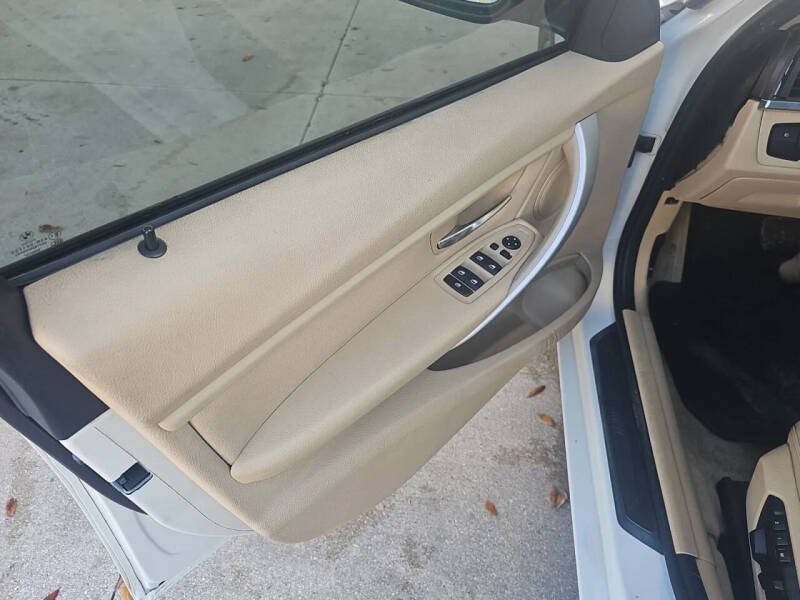 2013 BMW 3 Series 328i