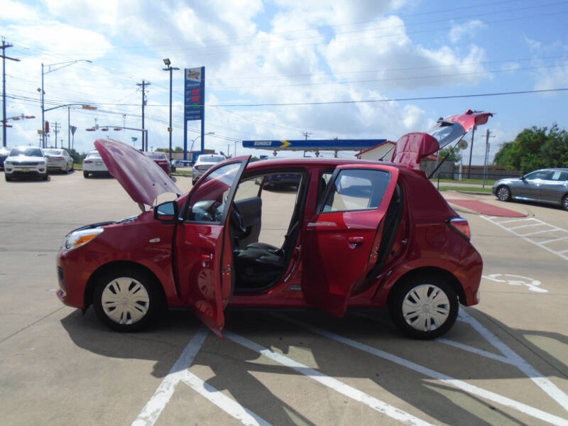 2024 Mitsubishi Mirage ES
