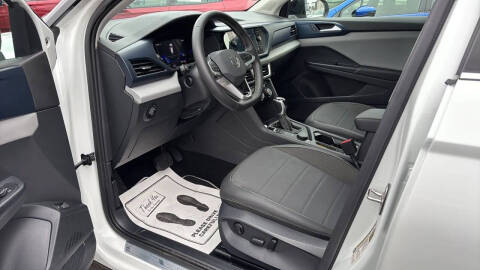 2023 Volkswagen Taos SE 4Motion