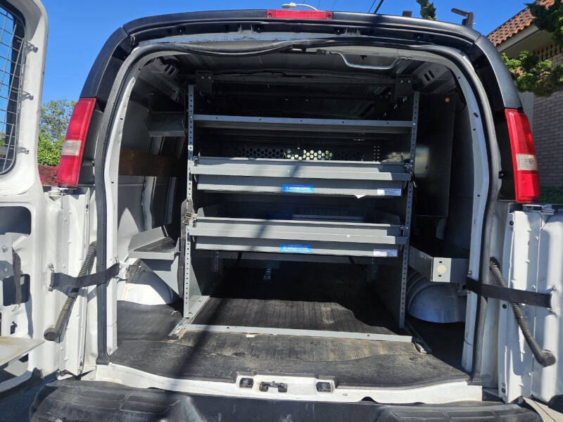2018 Chevrolet Express 2500