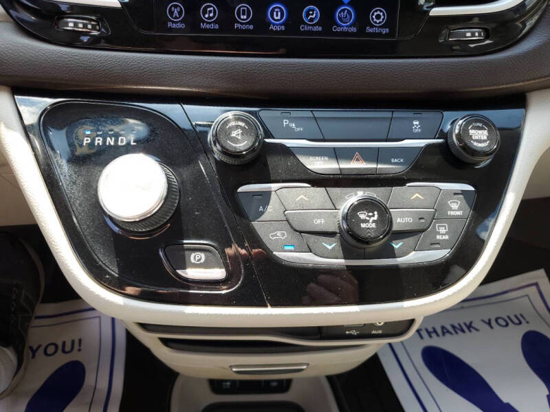 2017 Chrysler Pacifica