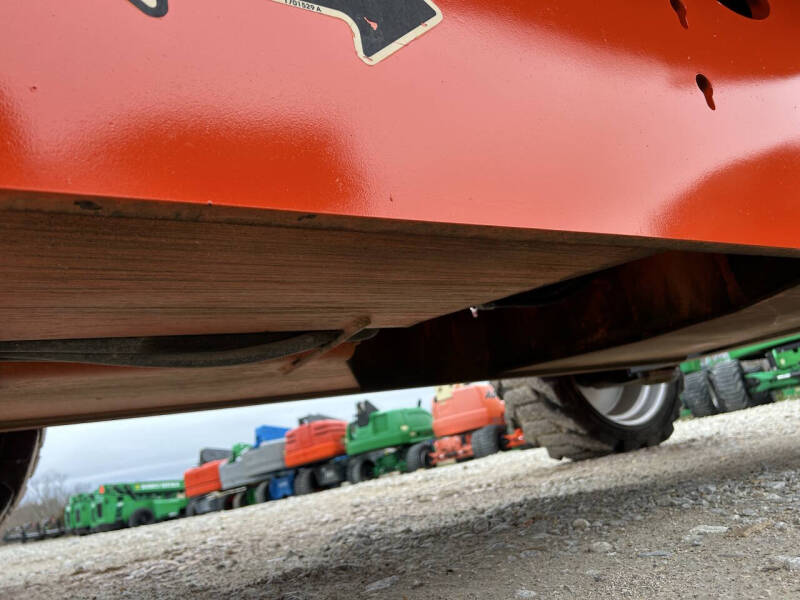 2014 JLG 60' Manlift