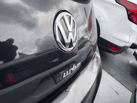 2013 Volkswagen Beetle Turbo PZEV Fender Edition