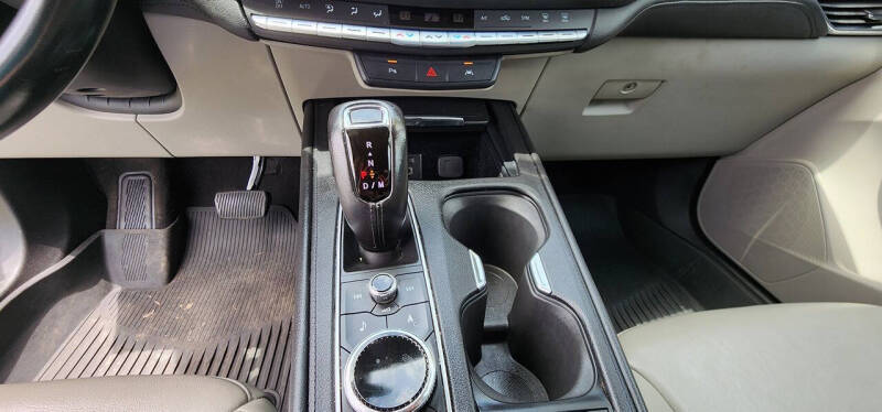 2019 Cadillac XT4 Premium Luxury