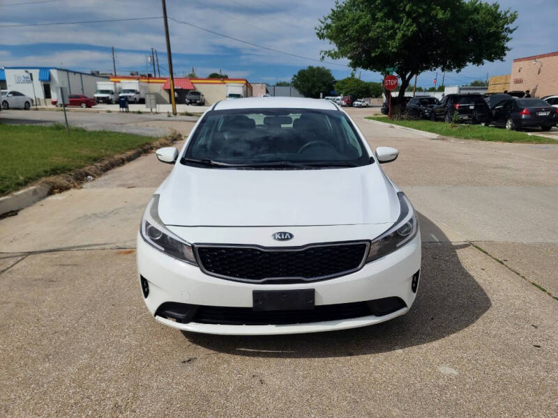 2017 Kia Forte5 LX