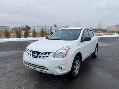 2012 Nissan Rogue for sale at Clutch Motors in Lake Bluff IL