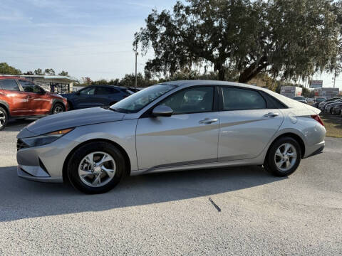 2022 Hyundai Elantra SE