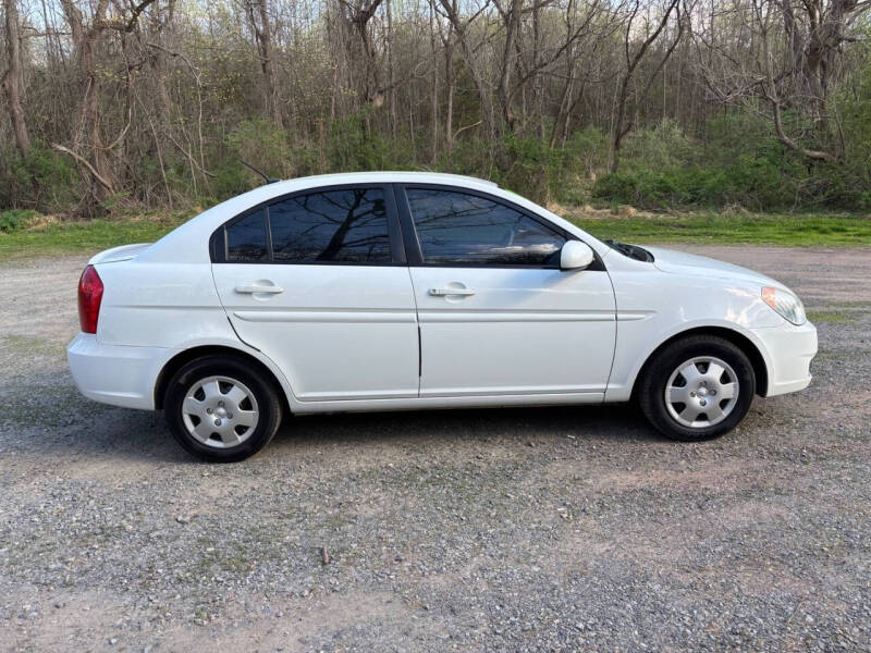 2010 Hyundai Accent GLS