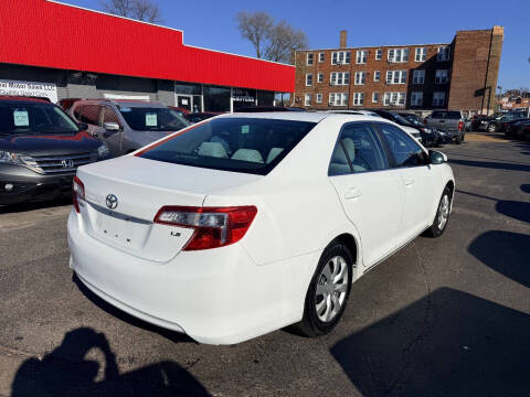 2012 Toyota Camry LE