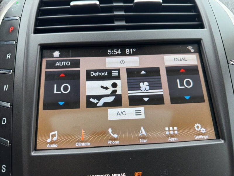 2016 Lincoln MKC Select