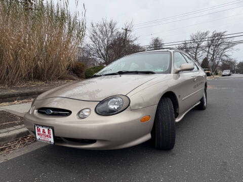 1999 Ford Taurus SE