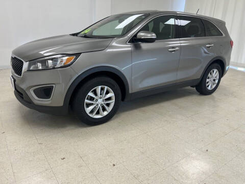 2018 Kia Sorento for sale at Kerns Ford Lincoln in Celina OH