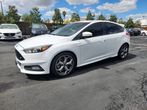 2017 Ford Focus for sale at Auto Facil Club in Orange CA