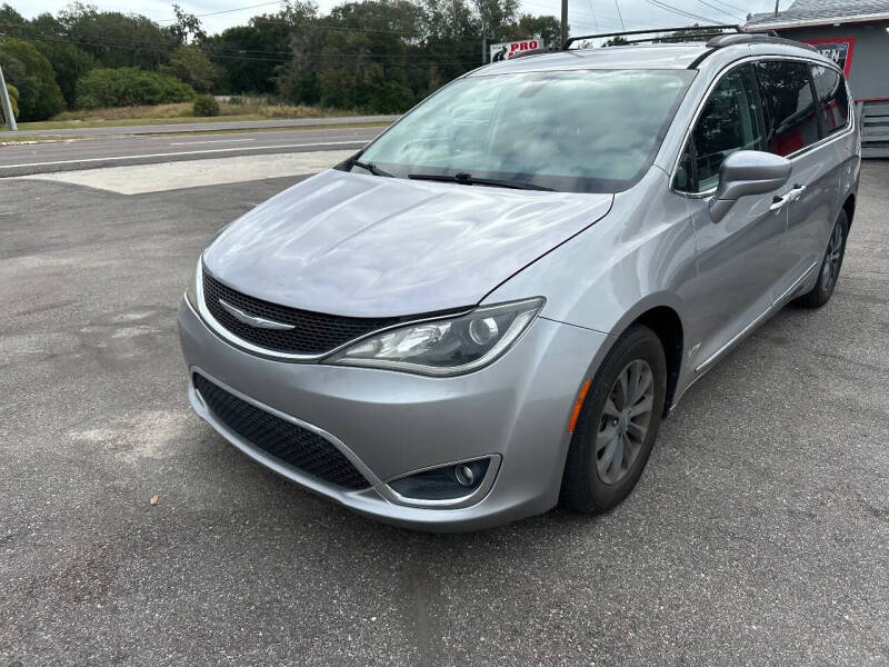 2017 Chrysler Pacifica Touring Plus