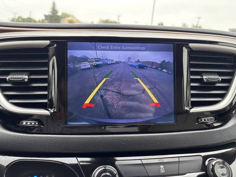2017 Chrysler Pacifica Touring