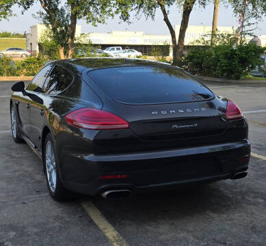 2014 Porsche Panamera 4