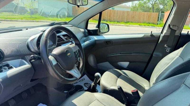 2014 Chevrolet Spark 2LT Manual