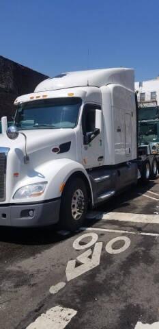2017 Peterbilt 579