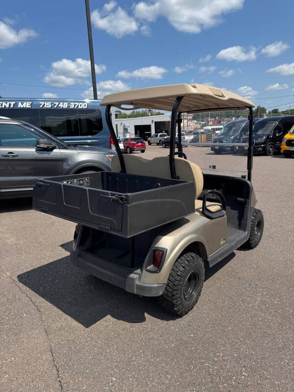 2020 E-Z-GO RXV ELiTE