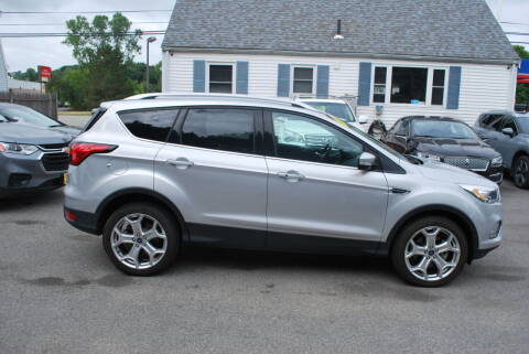 2019 Ford Escape for sale at Auto Choice Of Peabody in Peabody MA