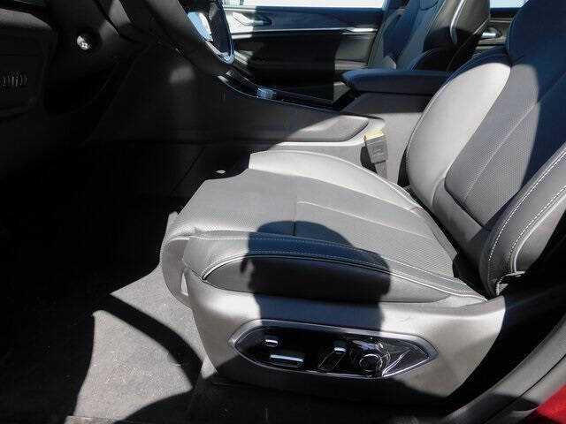 2024 Jeep Grand Cherokee L Overland