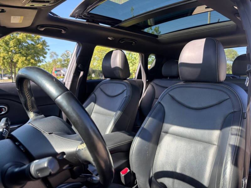 2014 Kia Soul +