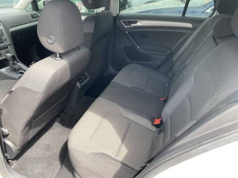 2016 Volkswagen Golf