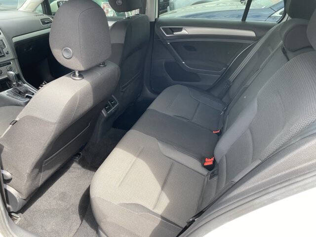 2016 Volkswagen Golf