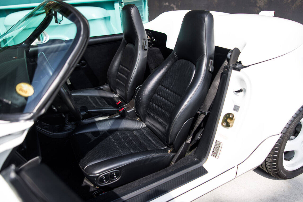 1994 Porsche 911 22