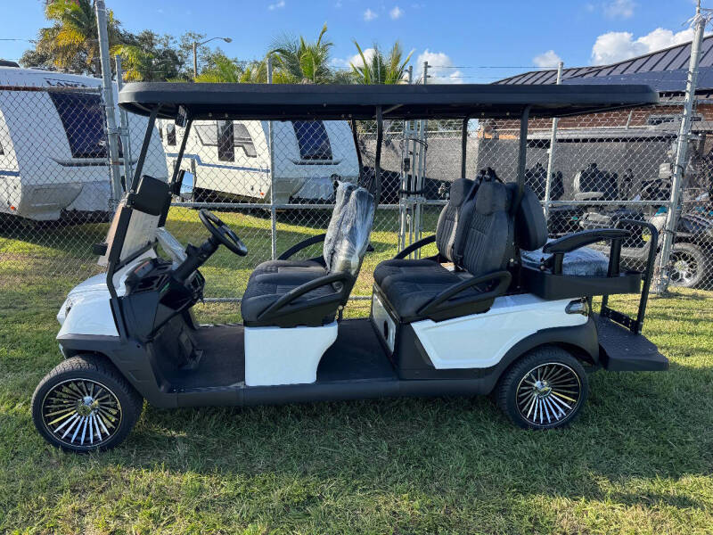 2026 Atlas 6-Passenger