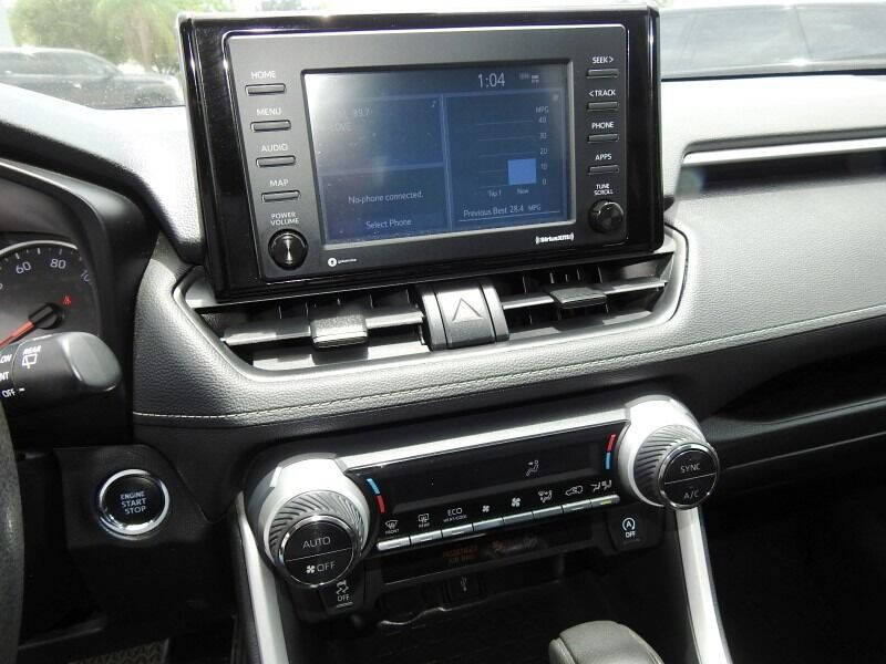 2021 TOYOTA RAV4 SUV / Crossover - $23,900