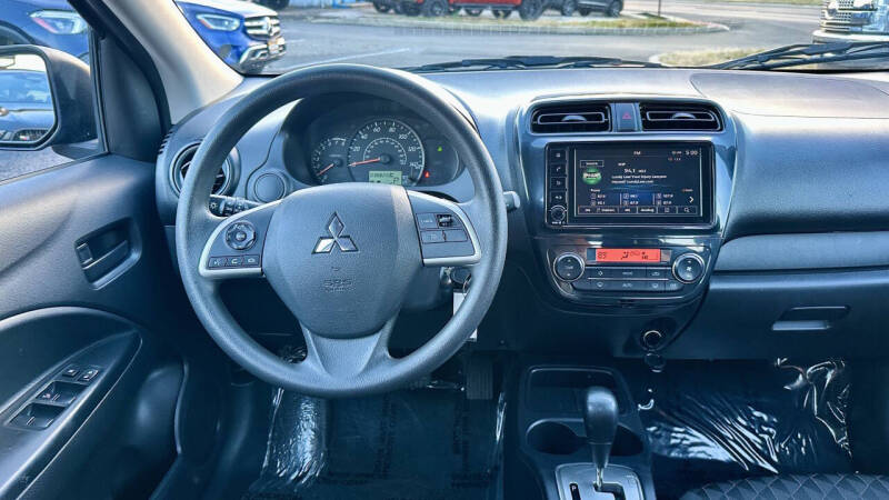 2024 Mitsubishi Mirage ES