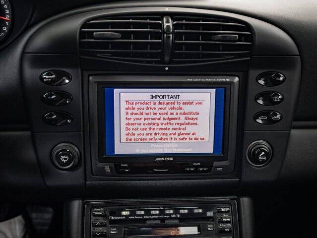 2001 Porsche 911 Carrera 4