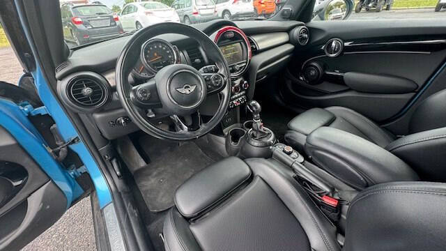 2017 MINI Hardtop 4 Door for sale at Backroads Motorsports in Alexandria, KY